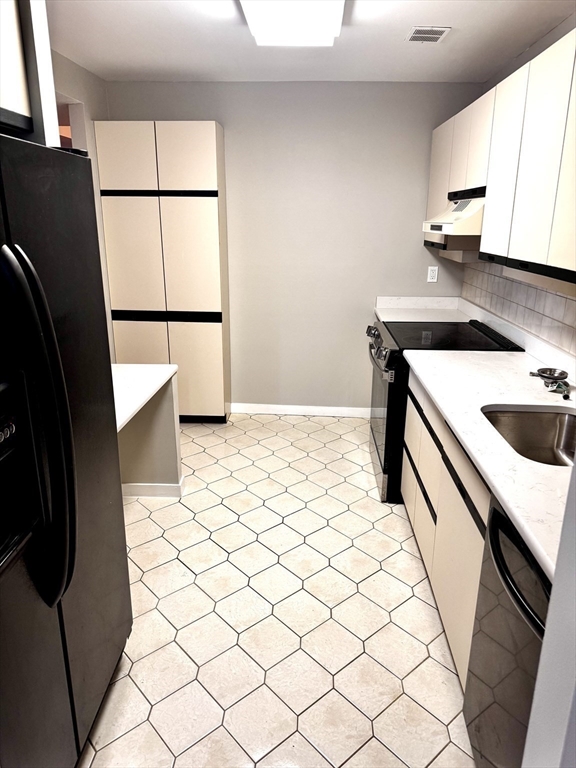 1 Seal Harbor Rd 215