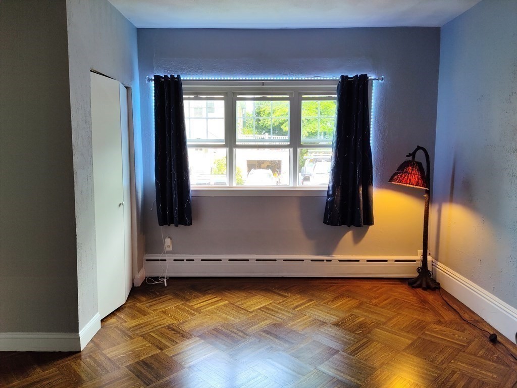 17 Harding Ave 1