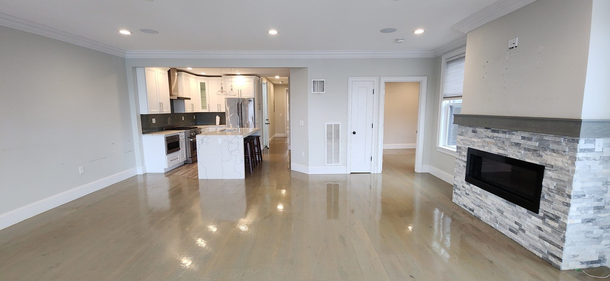 579 E 8th St #3, Boston, MA Photo #1