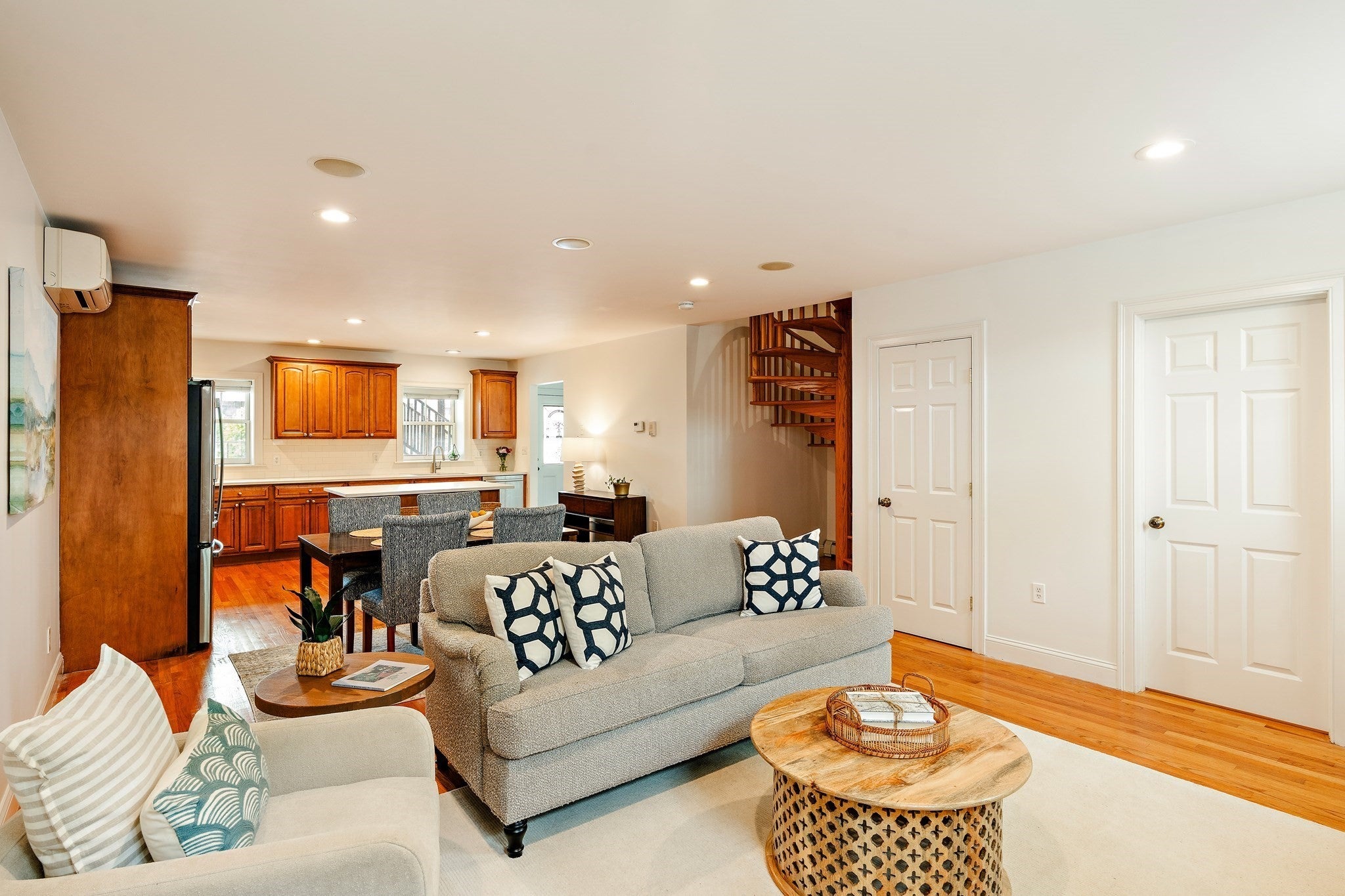 74 Washington St #1, Boston, MA, 74 Washington St #1, Boston, MA Photo #8
