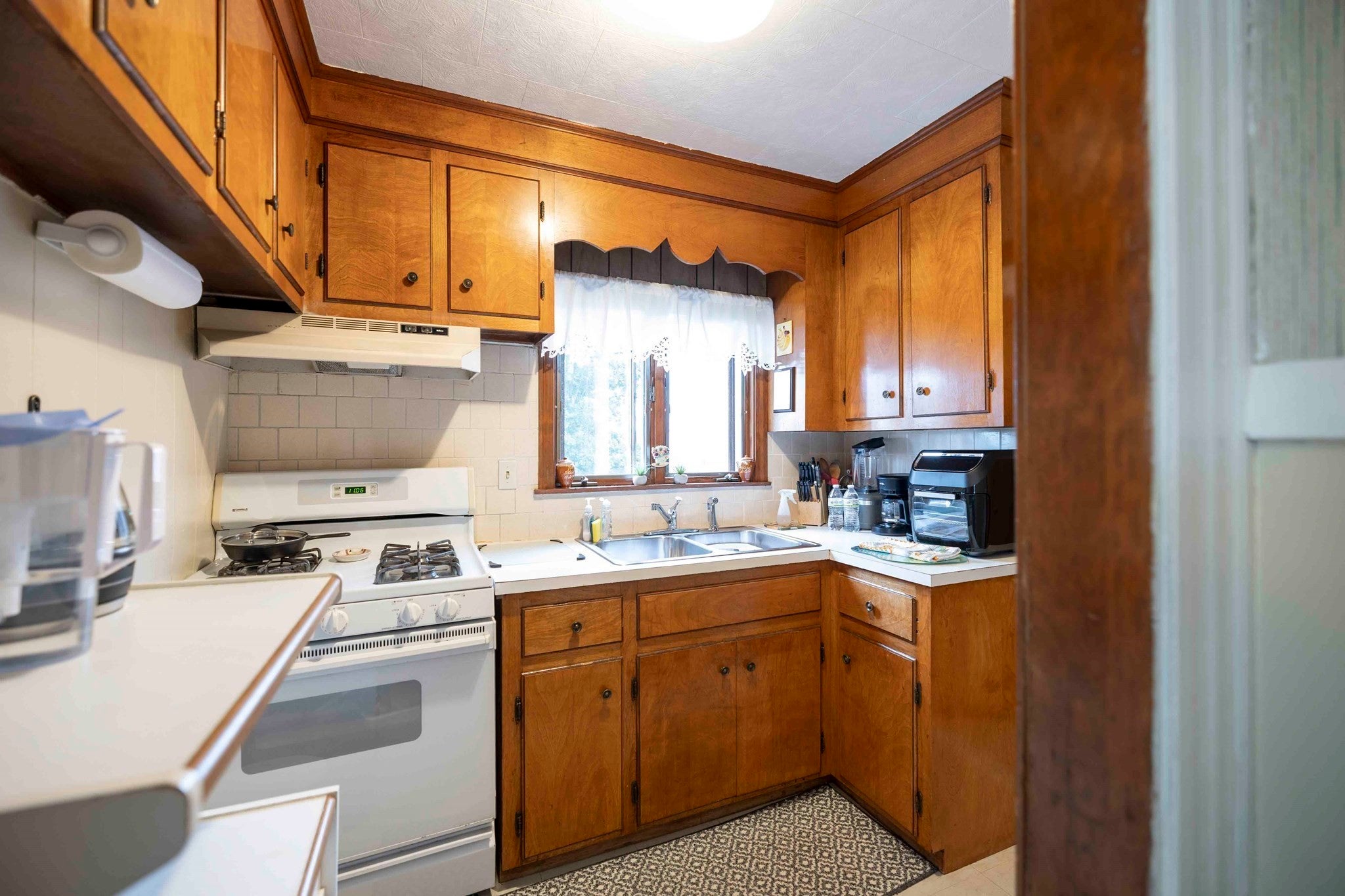 610 Bradford Ave, Fall River, MA, 610 Bradford Ave, Fall River, MA Photo #14