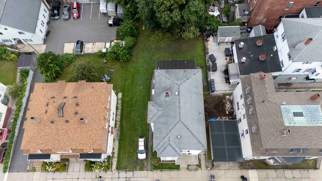 610 Bradford Ave