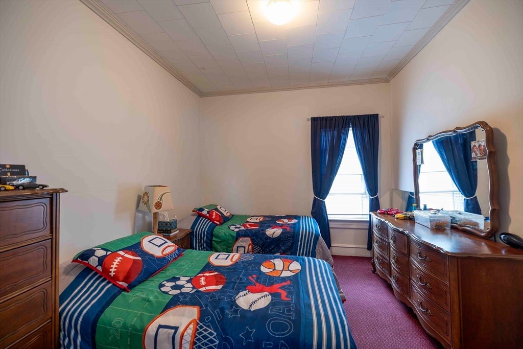 610 Bradford Ave, Fall River, MA Photo #34
