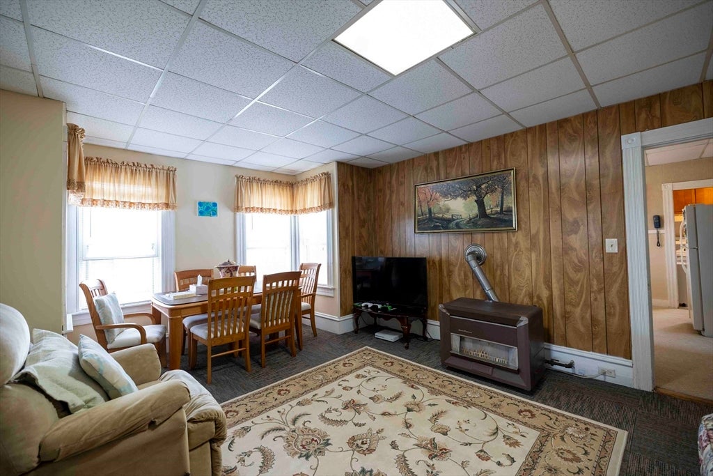 610 Bradford Ave, Fall River, MA Photo #32