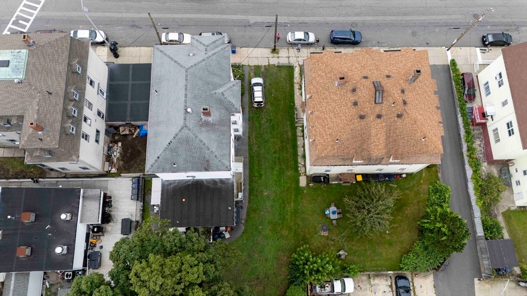 610 Bradford Ave