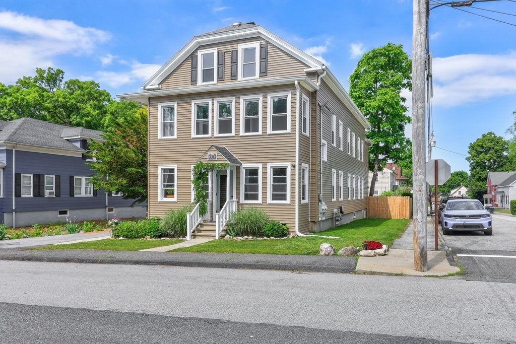 21 Emerald Ave