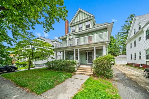 Photo of 363 White St, Springfield, MA 01108 (MLS # 73530595)