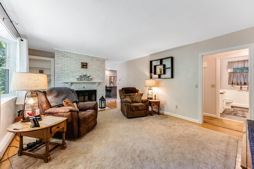 825 Lumbert Mill Rd