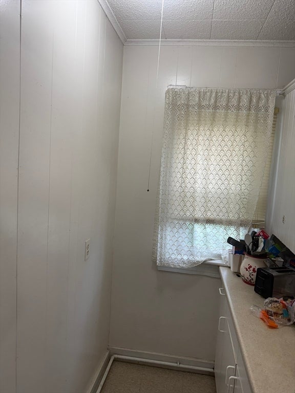 175 Grattan ST, Chicopee, MA Photo #10