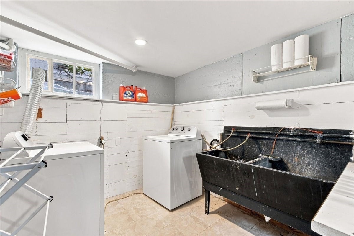 282 Corey St, Boston, MA Photo #26