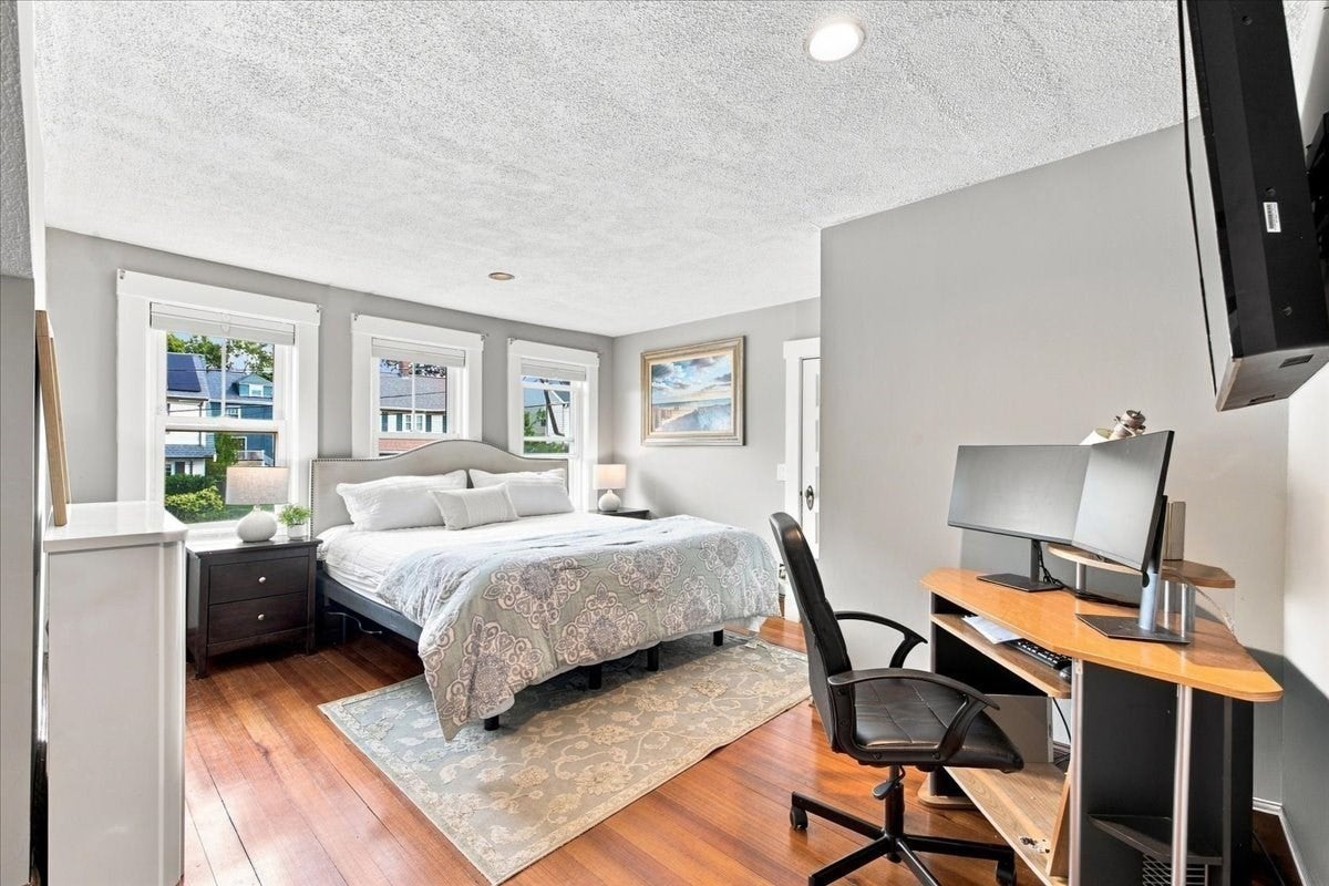 282 Corey St, Boston, MA Photo #17
