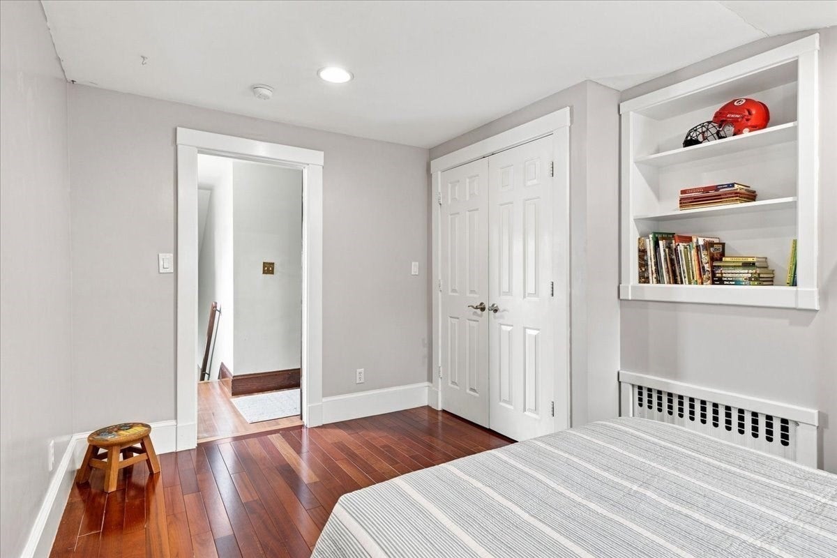 282 Corey St, Boston, MA Photo #21