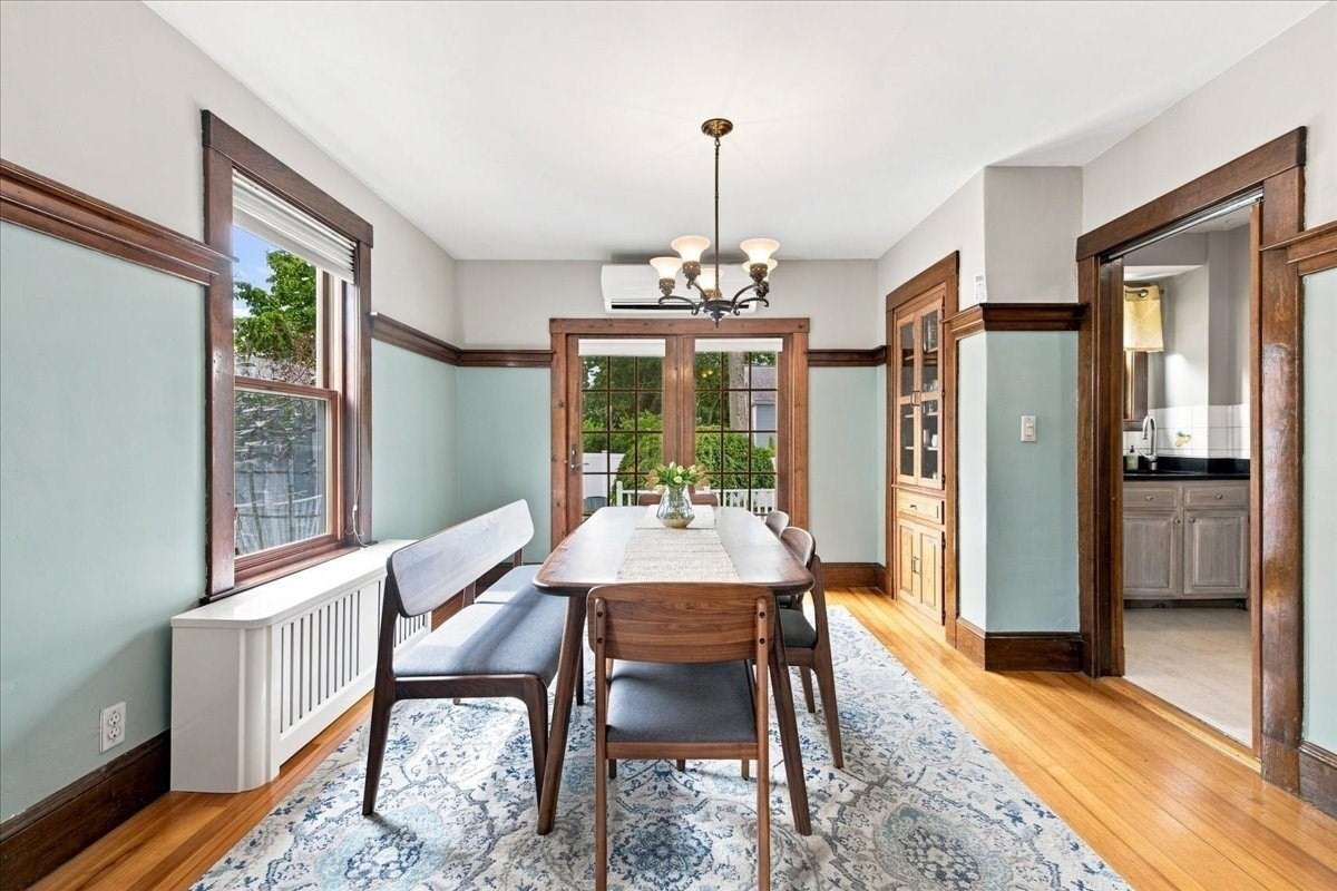 282 Corey St, Boston, MA Photo #9