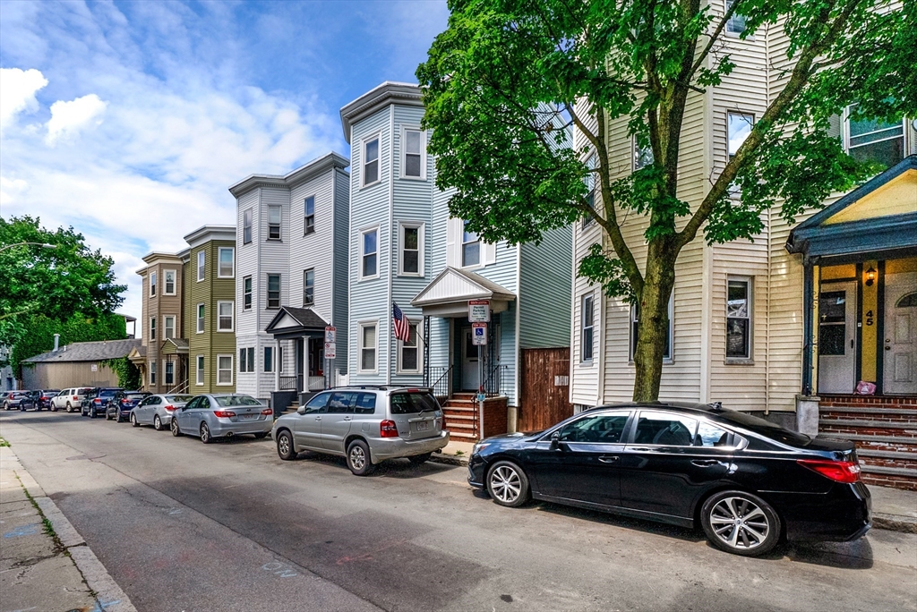 47 Middle Street