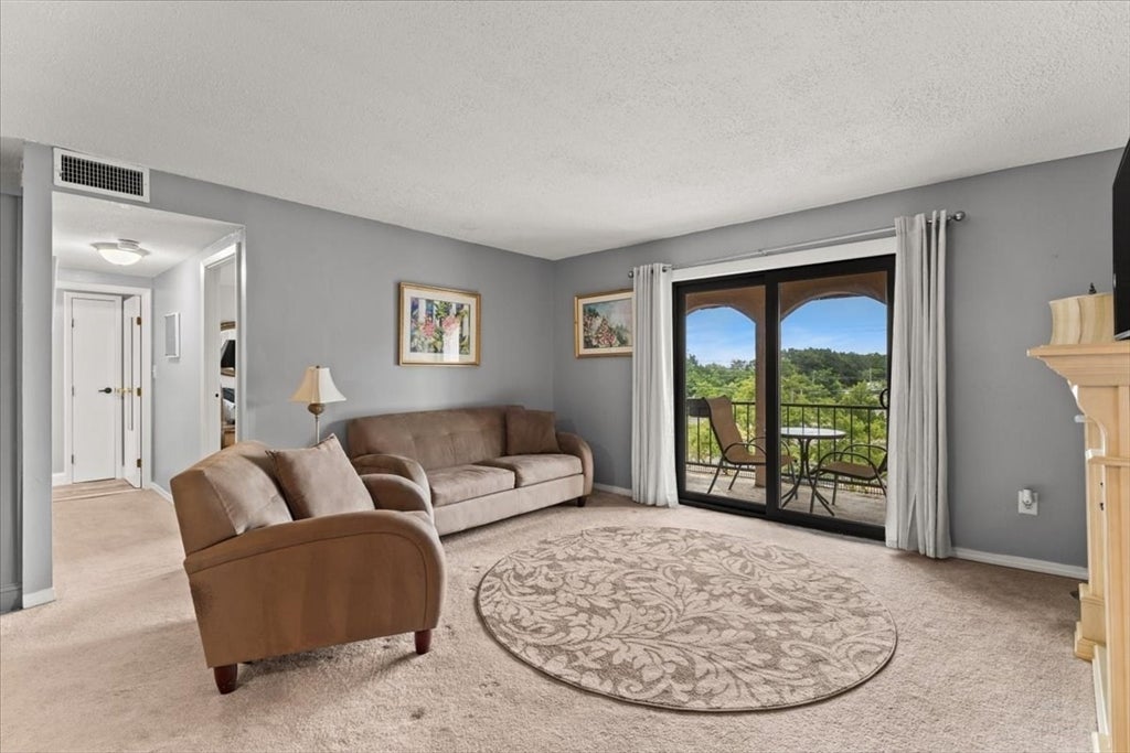 685 Oak St #7-12, Brockton, MA, 685 Oak St #7-12, Brockton, MA Photo #4