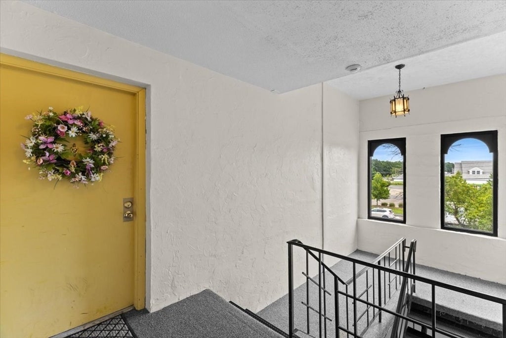 685 Oak St #7-12, Brockton, MA, 685 Oak St #7-12, Brockton, MA Photo #3