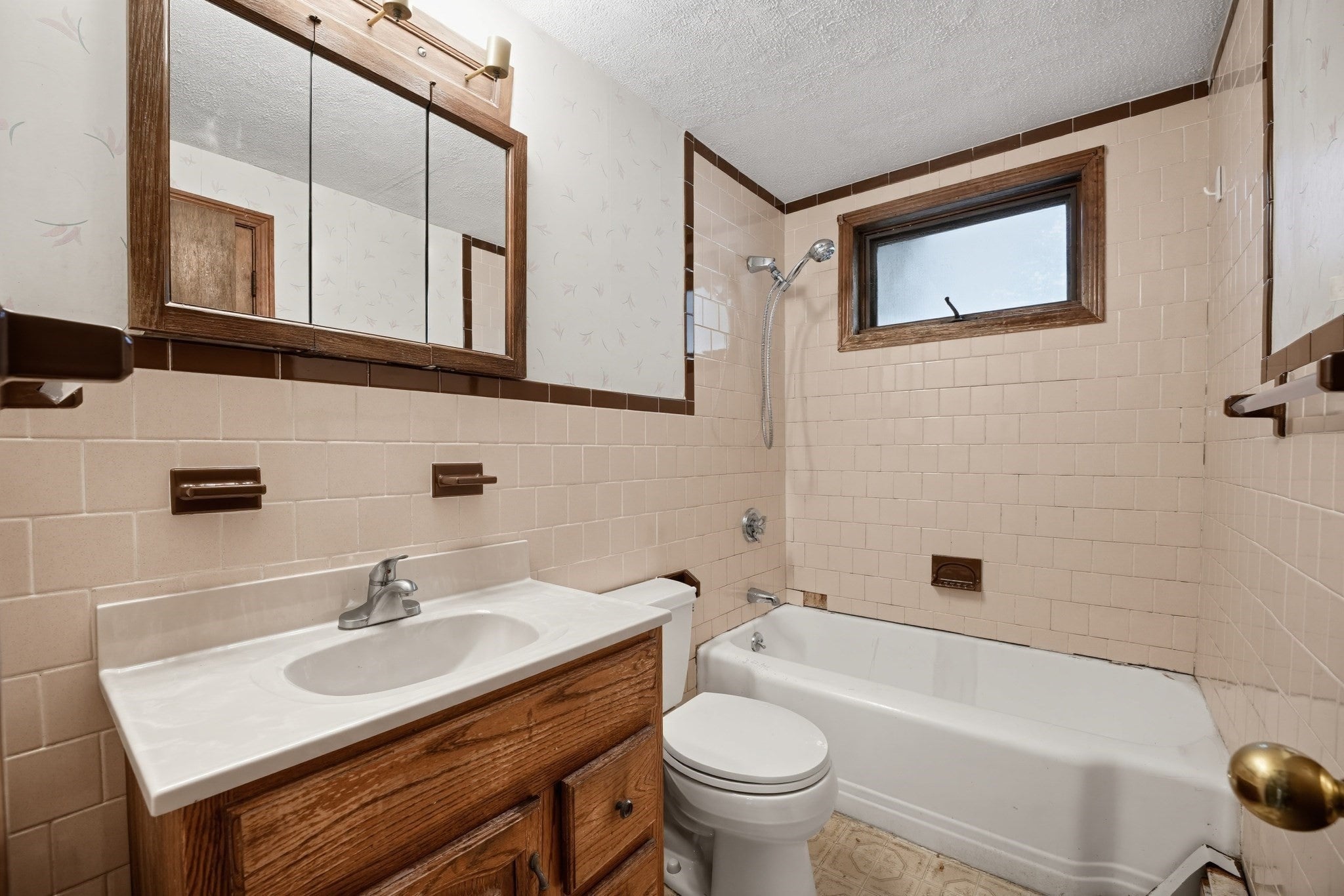 22 Aberdeen Avenue, Peabody, MA Photo #23