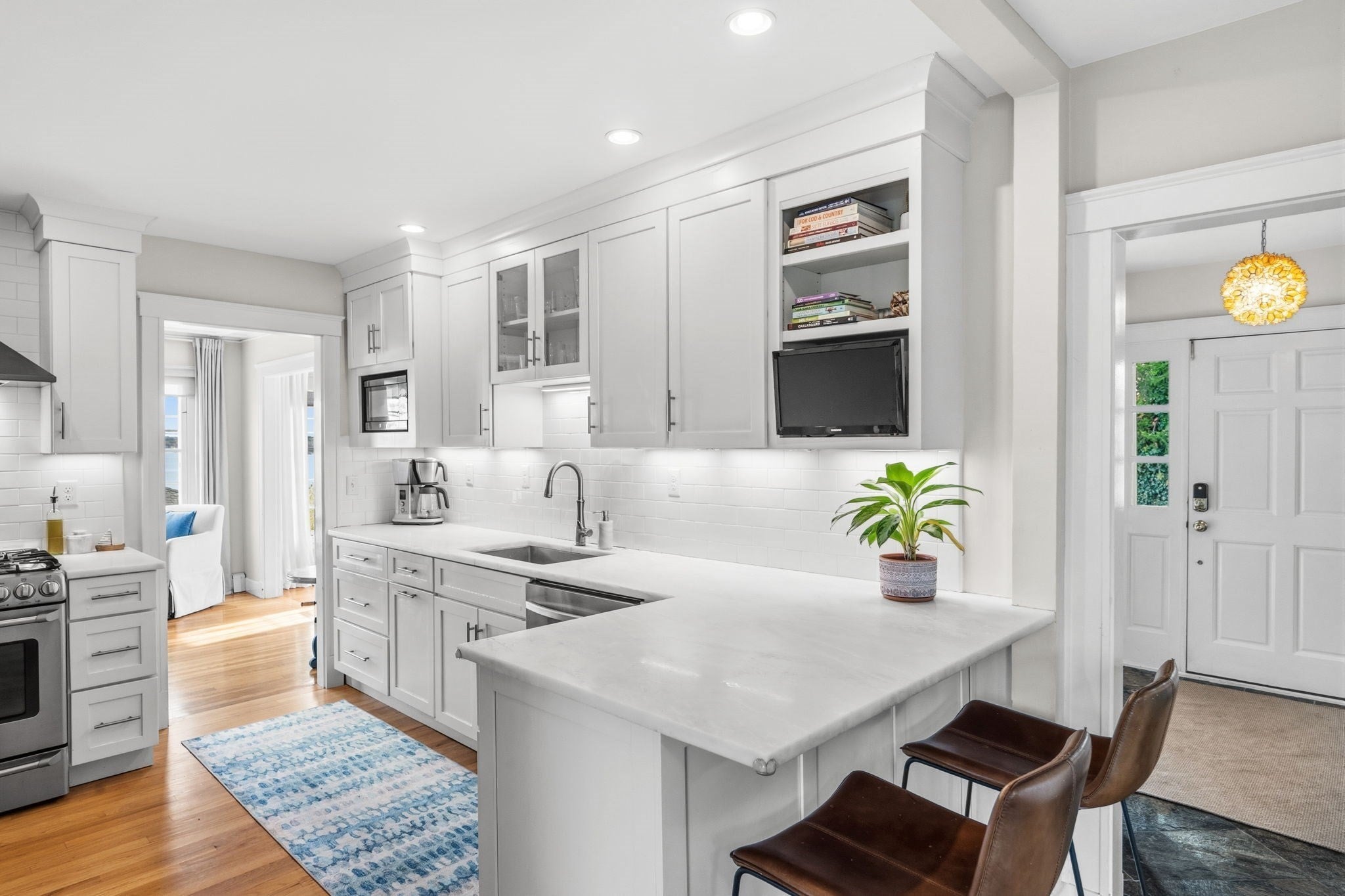 2 Standish St, Hingham, MA, 2 Standish St, Hingham, MA Photo #13