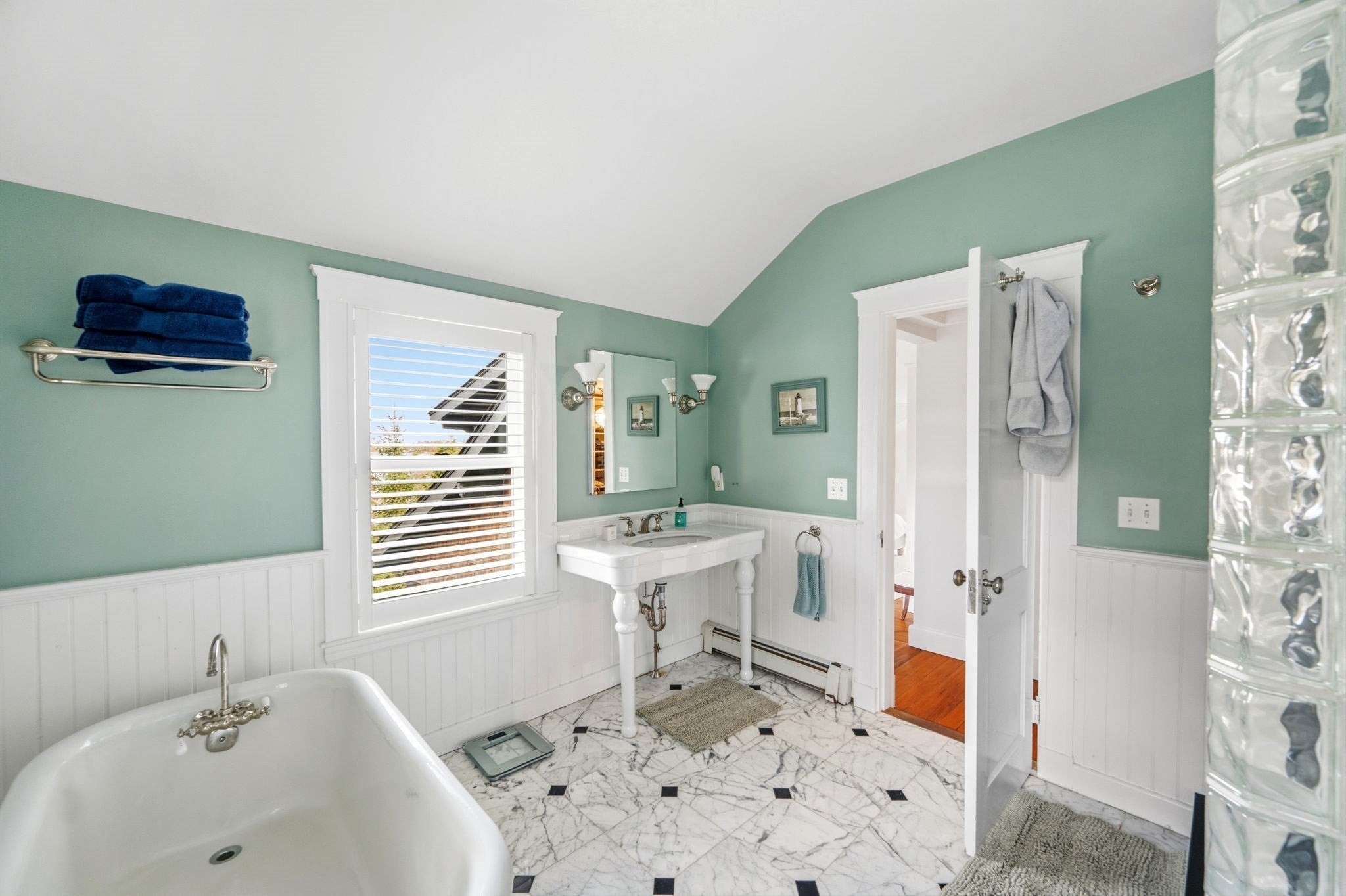 2 Standish St, Hingham, MA, 2 Standish St, Hingham, MA Photo #29