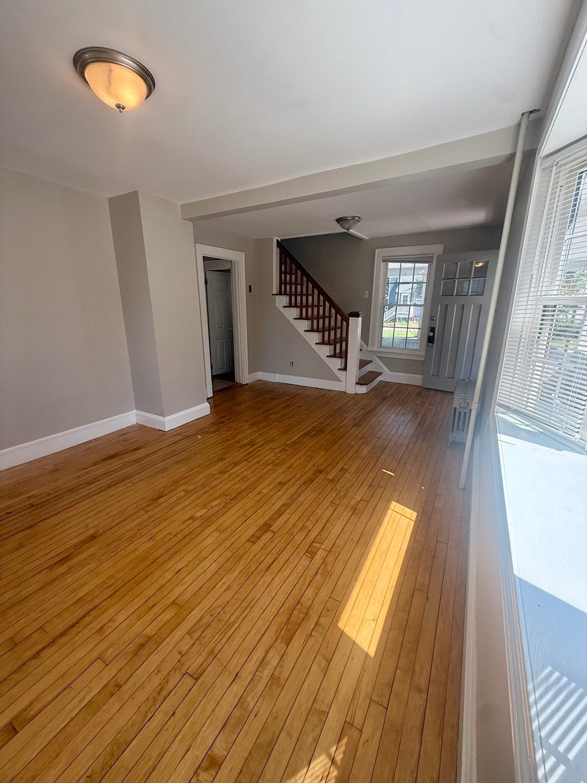 420 Britton St, Chicopee, MA, 420 Britton St, Chicopee, MA Photo #5
