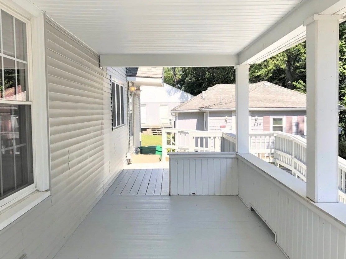 420 Britton St, Chicopee, MA, 420 Britton St, Chicopee, MA Photo #3