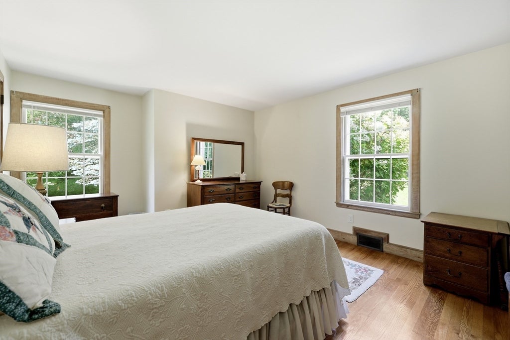 18 Red Gate Ln, Amherst, MA, 18 Red Gate Ln, Amherst, MA Photo #17