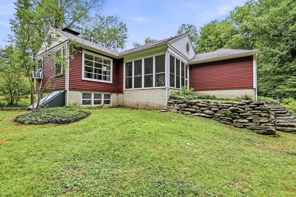 18 Red Gate Ln, Amherst, MA, 18 Red Gate Ln, Amherst, MA Photo #25
