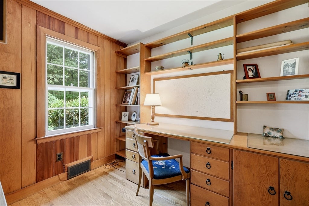 18 Red Gate Ln, Amherst, MA, 18 Red Gate Ln, Amherst, MA Photo #14