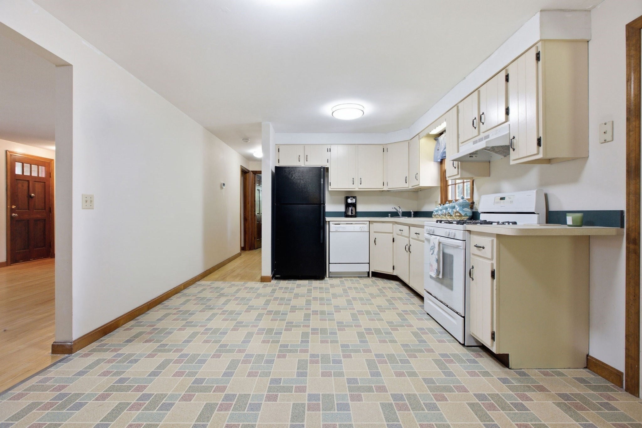 38 Mcnamara Rd, Yarmouth, MA Photo #20