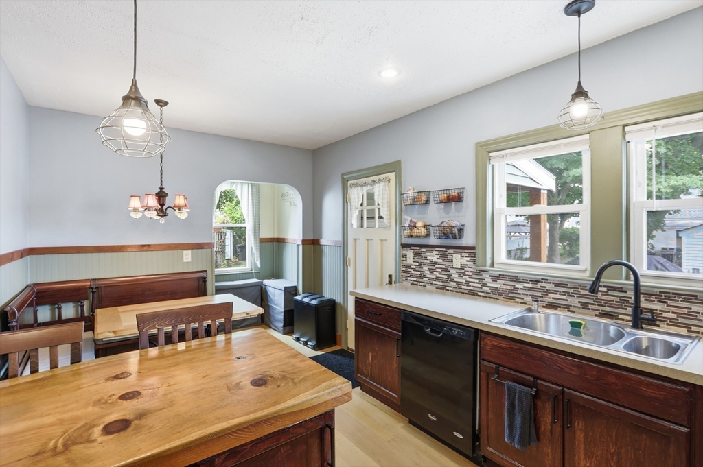 2 Cashman Rd, Peabody, MA, 2 Cashman Rd, Peabody, MA Photo #12