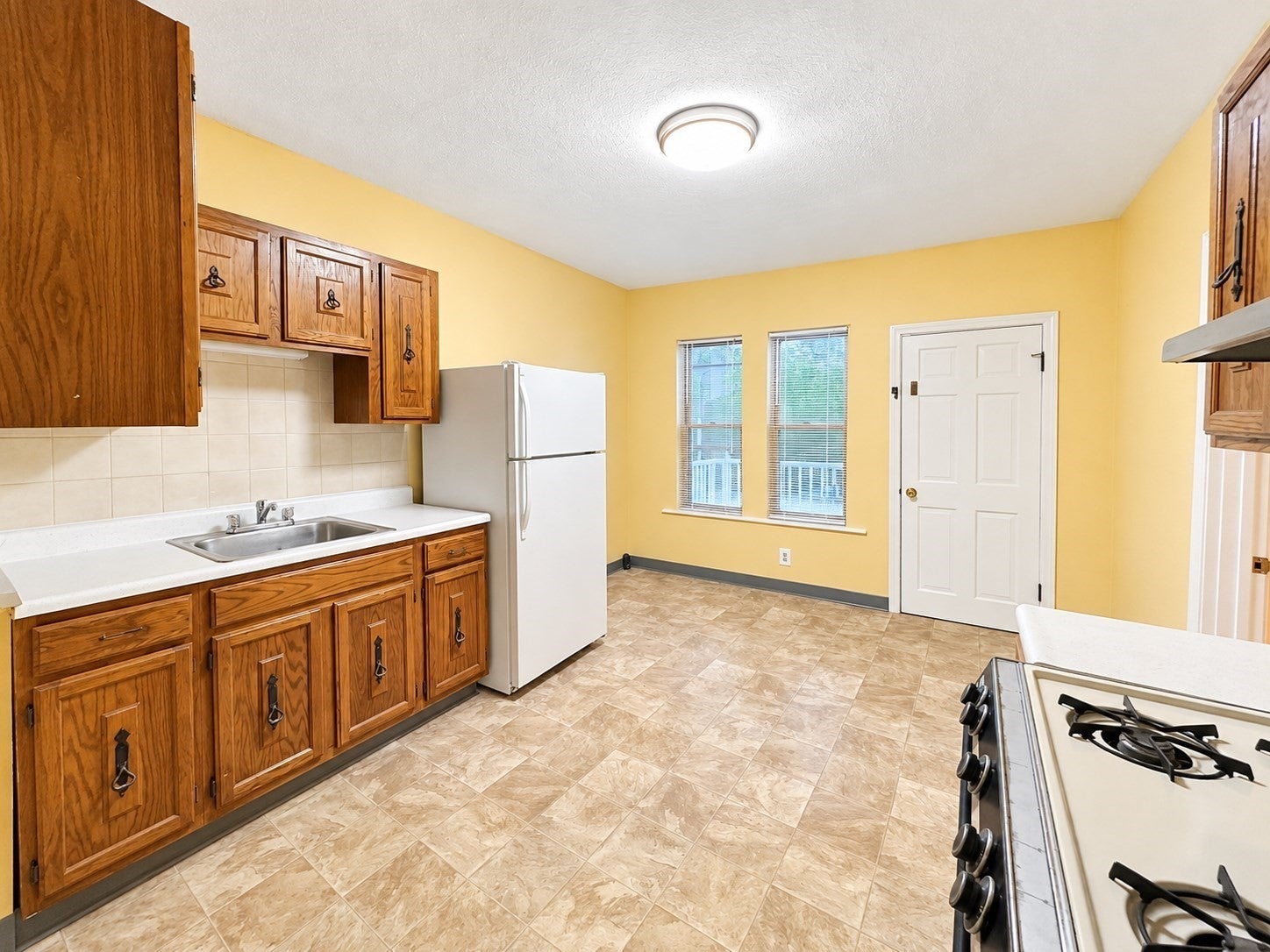 19 Bradford St #1, Everett, MA, 19 Bradford St #1, Everett, MA Photo #8