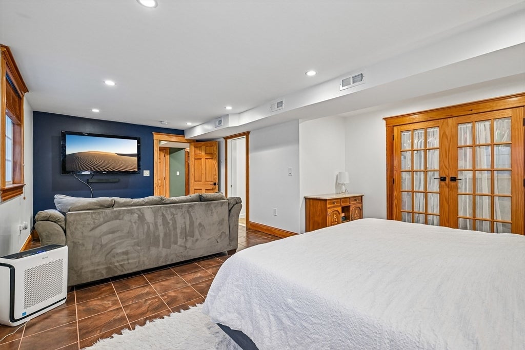 47 Emerald Street #47, Medford, MA, 47 Emerald Street #47, Medford, MA Photo #22