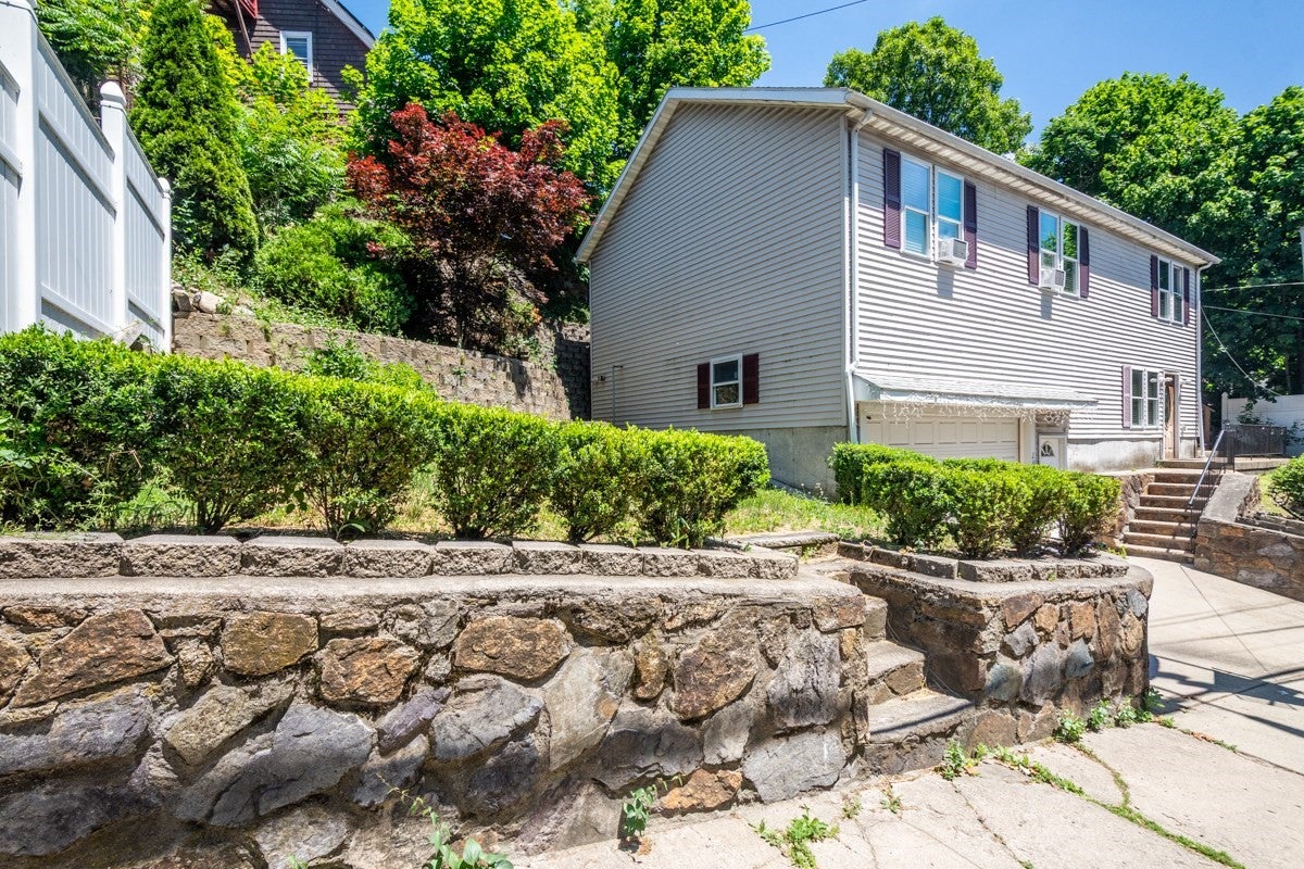 23 Lovers Leap Ave, Lynn, MA, 23 Lovers Leap Ave, Lynn, MA Photo #3