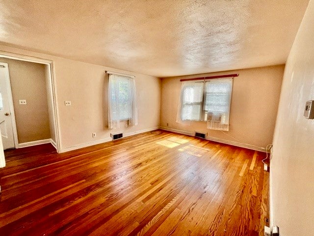 28 Superior Ave, Springfield, MA Photo #12