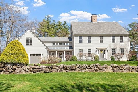 16 Applegrove Ln Carlisle MA 01741