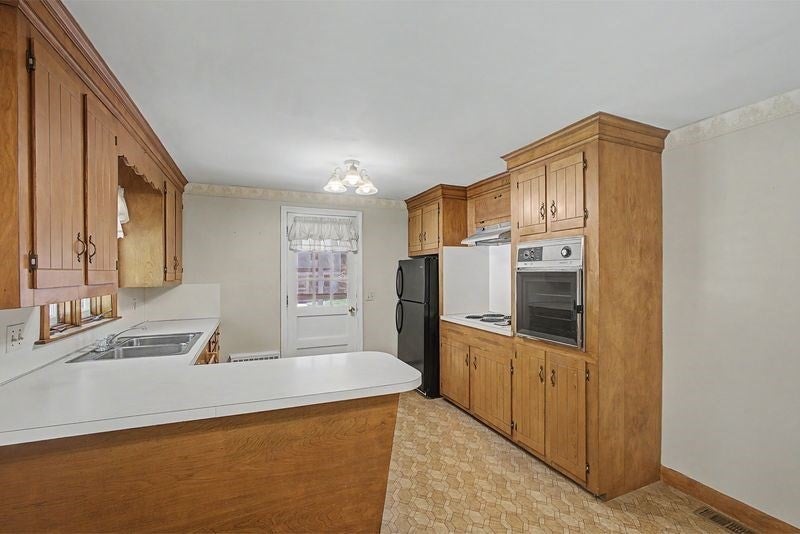 11 Federal Street, Blackstone, MA, 11 Federal Street, Blackstone, MA Photo #12
