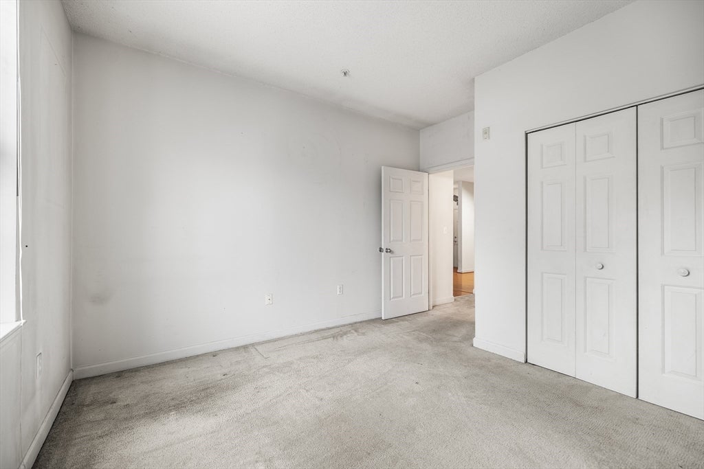 21 Hampshire Road #105, Methuen, MA Photo #24