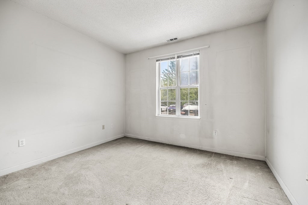 21 Hampshire Road #105, Methuen, MA Photo #23