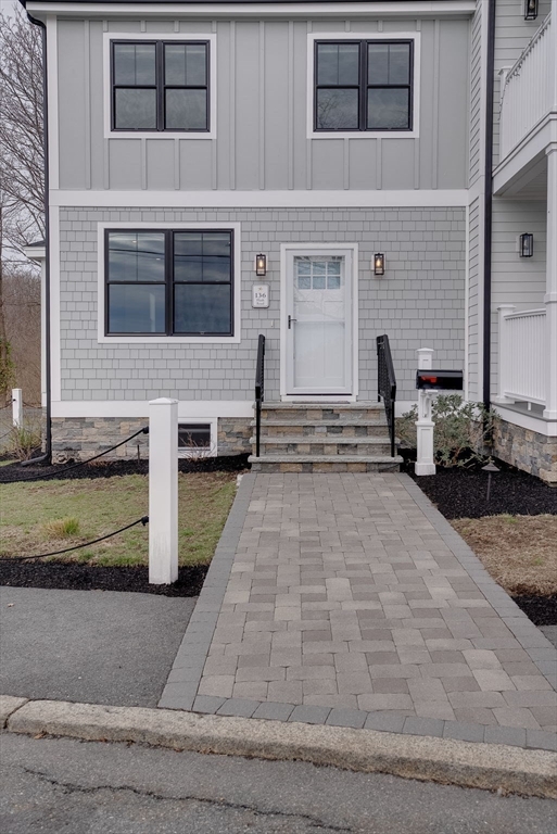 136 Flash Rd Townhome