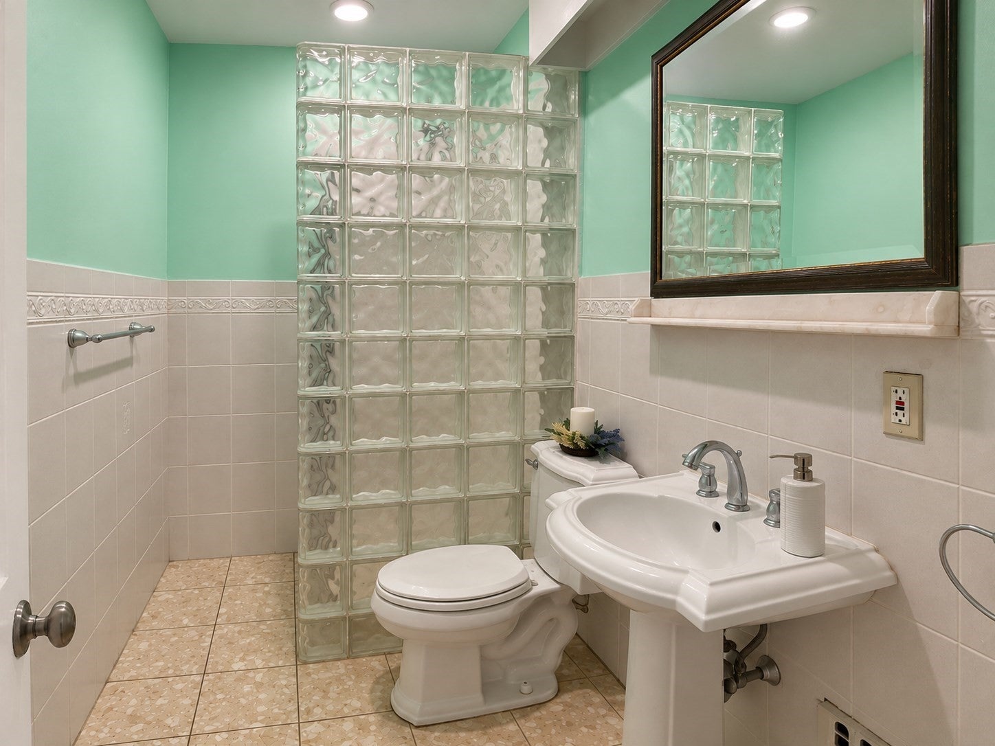 10-12 Bradbury Ave, Medford, MA, 10-12 Bradbury Ave, Medford, MA Photo #30