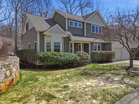 22 Mcneil Circle 22 Hopkinton MA 01748