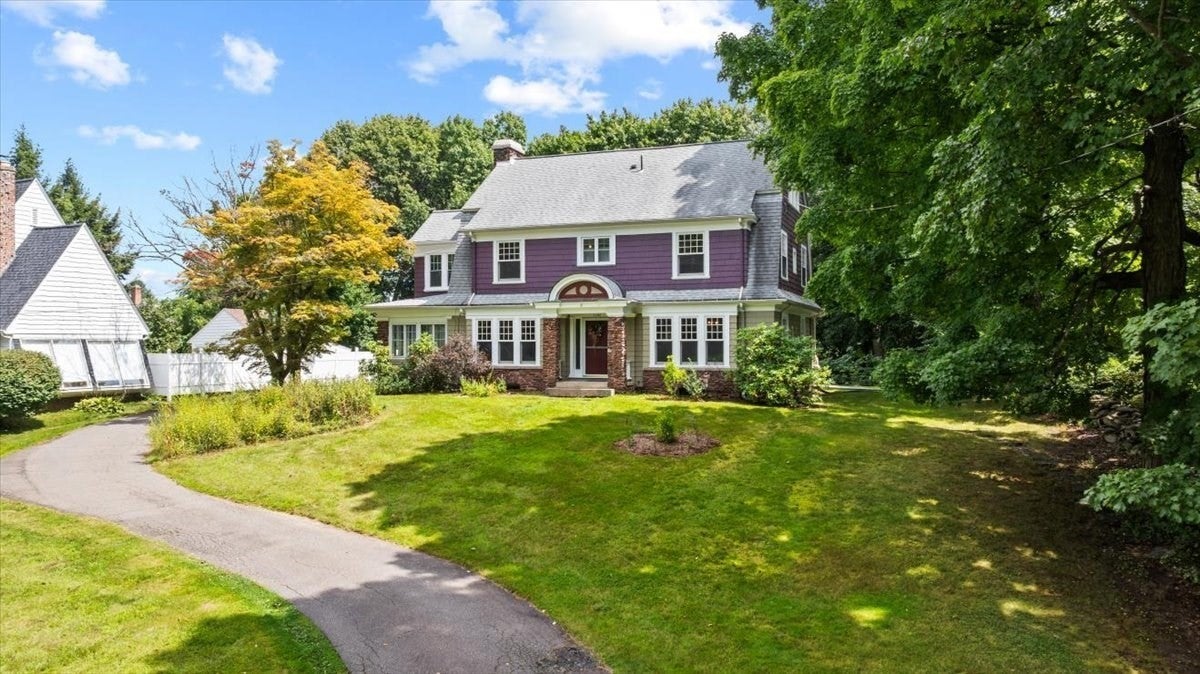 1140 Northampton St, Holyoke, MA, 1140 Northampton St, Holyoke, MA Photo #1