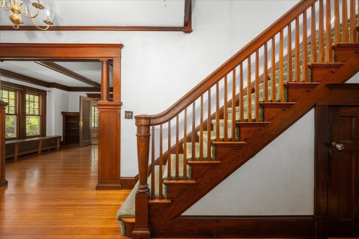 1140 Northampton St, Holyoke, MA, 1140 Northampton St, Holyoke, MA Photo #8