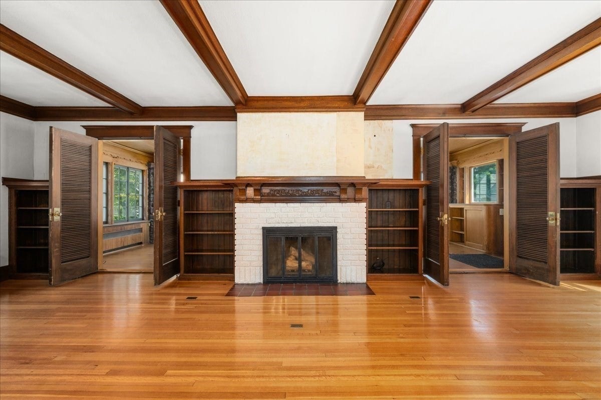 1140 Northampton St, Holyoke, MA, 1140 Northampton St, Holyoke, MA Photo #12