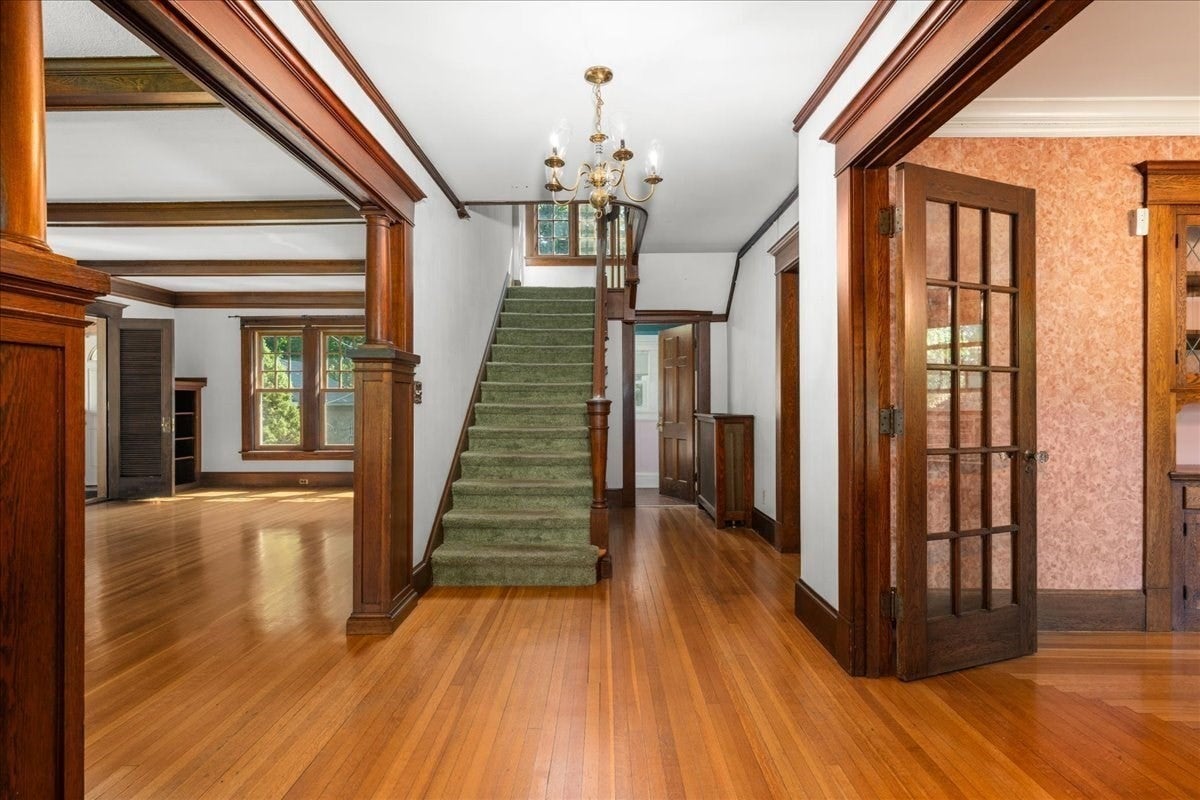 1140 Northampton St, Holyoke, MA, 1140 Northampton St, Holyoke, MA Photo #9