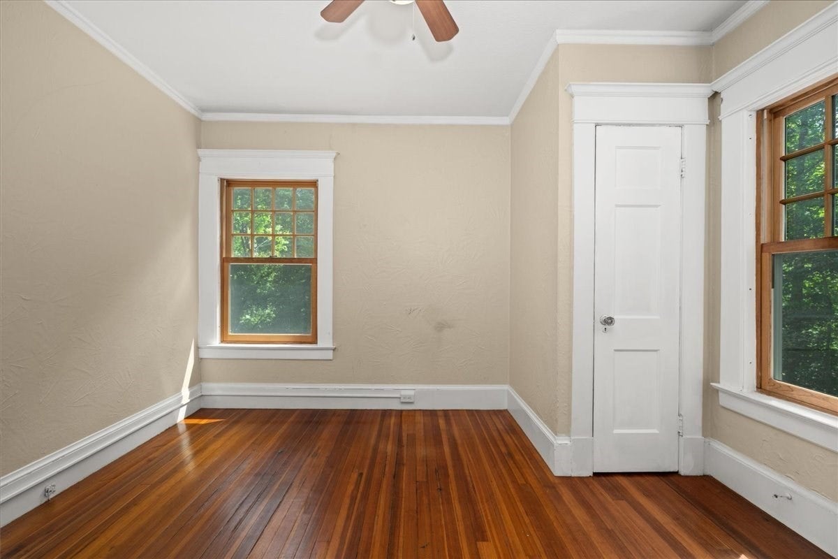 1140 Northampton St, Holyoke, MA, 1140 Northampton St, Holyoke, MA Photo #15