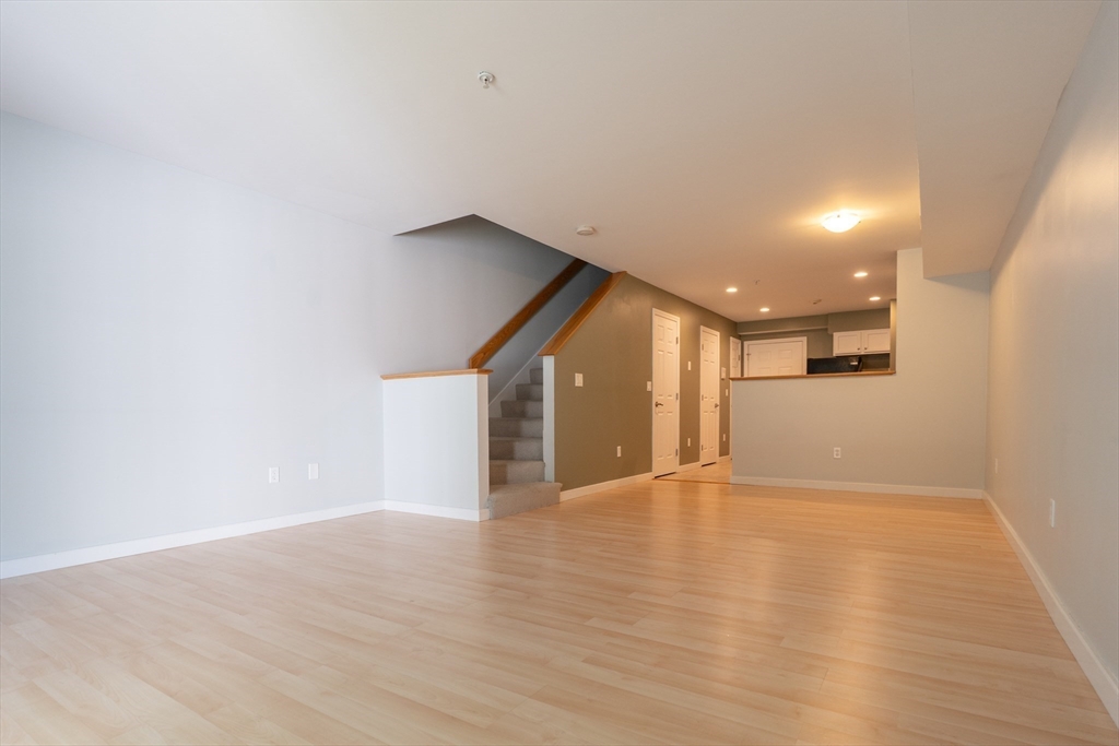 48 Phillips Rd 17
