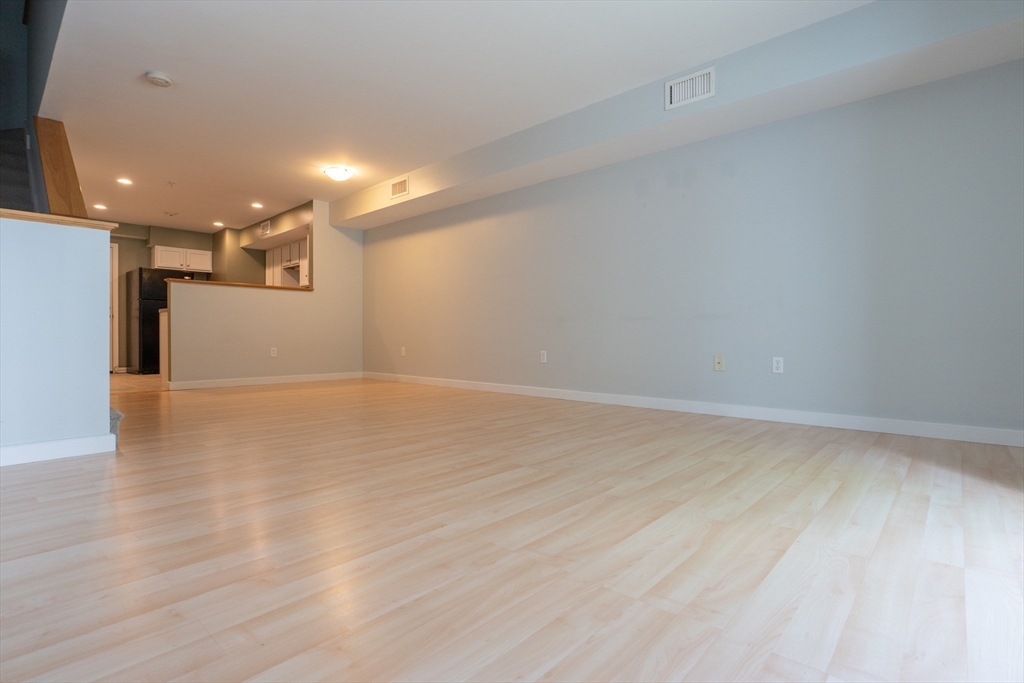 48 Phillips Rd 17