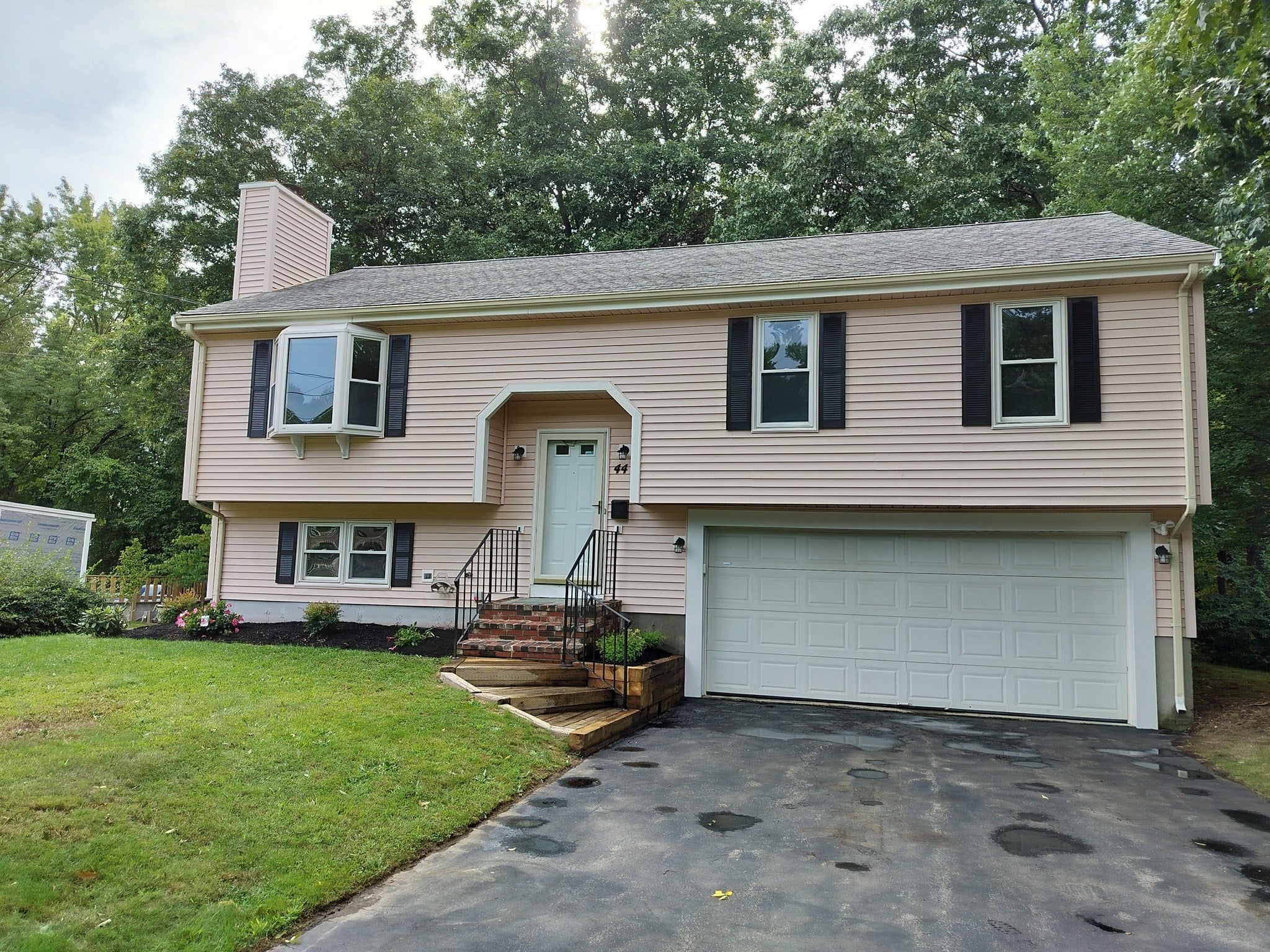 44 Jonathan Way, Taunton, MA Photo #1