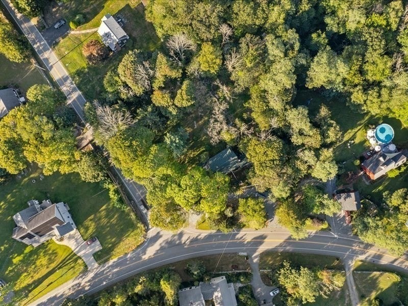 1015 Hortonville Rd, Swansea, MA, 1015 Hortonville Rd, Swansea, MA Photo #23
